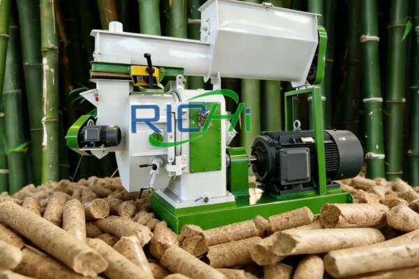 Pellet machine and pellets for finished product specification planning